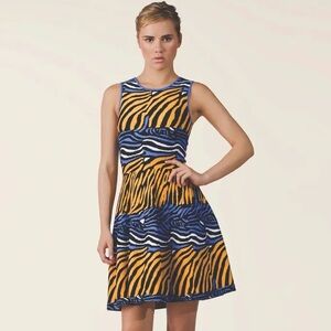 Issa London Multicolor Zebra Print Resort 2013 Heavy Knit Fit & Flare Dress Sz M